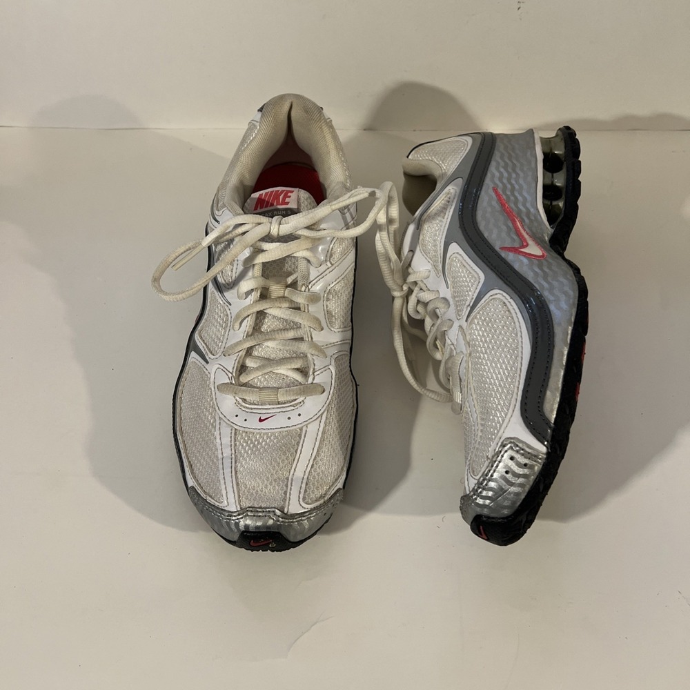 Nike Women's Reax Run 5 Shoes Size 8.5